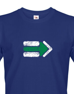 Pánské tričko s potiskem zelené turistické šipky - ideální turistické tričko